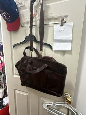 Wilsons Leather Pelle Studio Brown Leather Briefcase Messenger Bag